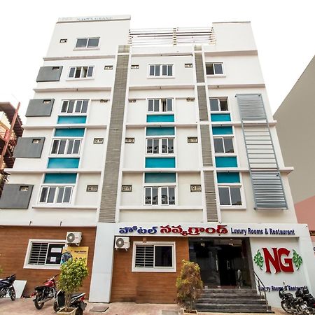 Capital O Sri Navya Grand Near Nexus Hyderabad Hotel Exterior photo